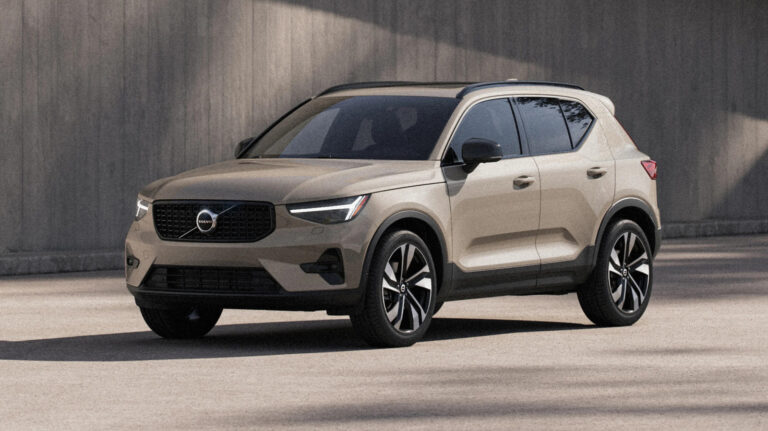 5 SUVs With Better Safety Ratings Than The Volvo XC40 5 SUVs With Better Safety Ratings Than The Volvo XC40