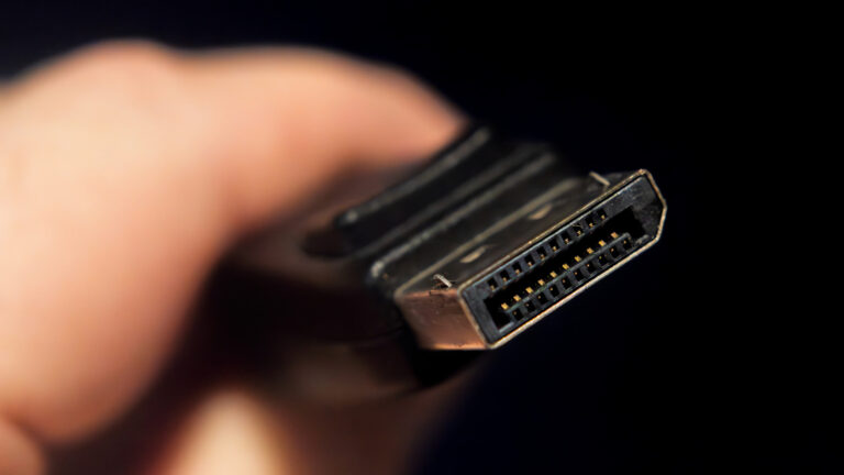 What Is A DisplayPort Coupler Used For?