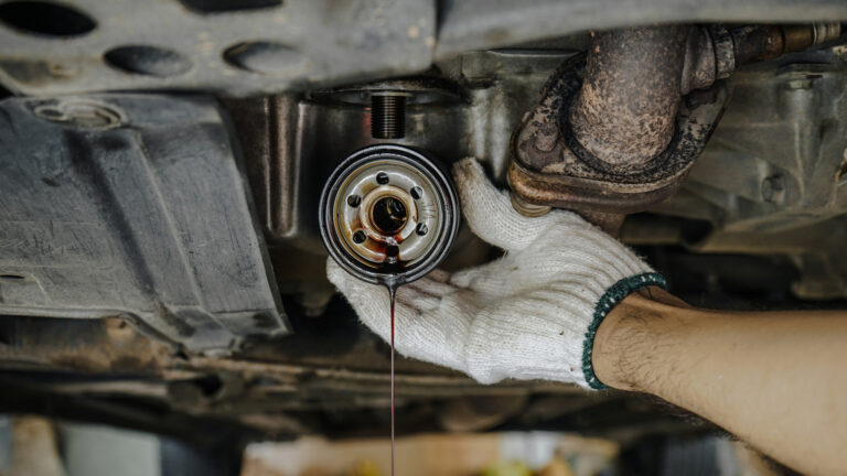Why Do Some Mechanics Taste Engine Oil And Is It Actually Safe? Why Do Some Mechanics Taste Engine Oil And Is It Actually Safe?