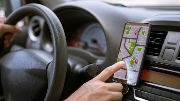 Which Tech Upgrades Are Worth Making To Your Car’s Old Sound System? Which Tech Upgrades Are Worth Making To Your Car's Old Sound System?