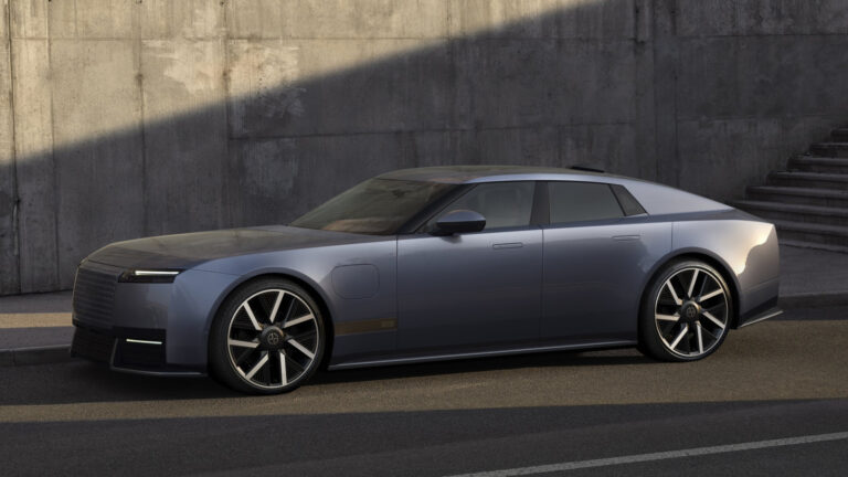 Jaguar’s Controversial Type 01 EV Looks Like A ’40s Gangster Car Built For The Modern Electric Era Jaguar's Controversial Type 01 EV Looks Like A '40s Gangster Car Built For The Modern Electric Era