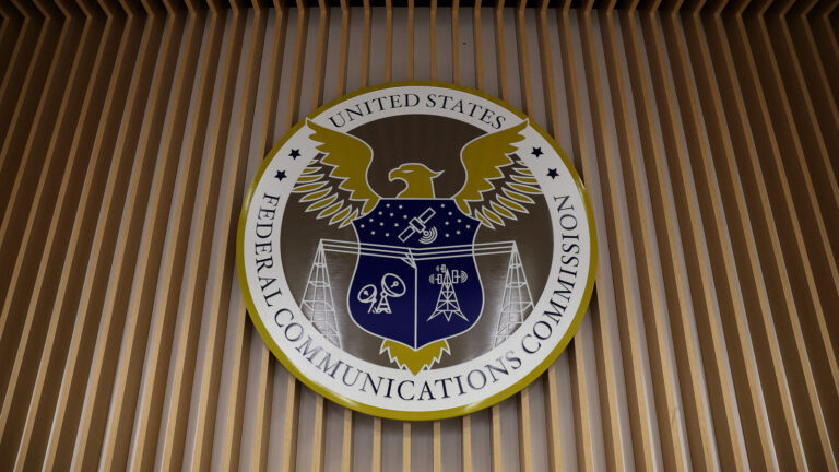 The FCC Proposes New Mid-Band Spectrum Auction And Unlocking 800MHz For Drones
