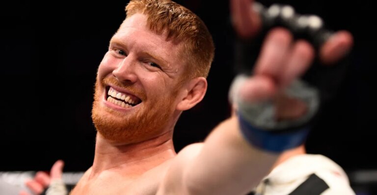 UFC veteran Smile’n Sam Alvey inks multi-fight deal with BKFC