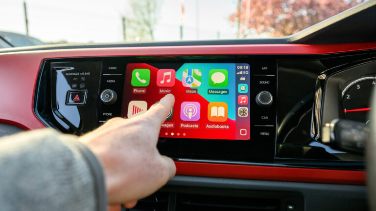 iOS 27’s New CarPlay Features Are Great, But Only These iPhones Can Actually Use Them iOS 27's New CarPlay Features Are Great, But Only These iPhones Can Actually Use Them